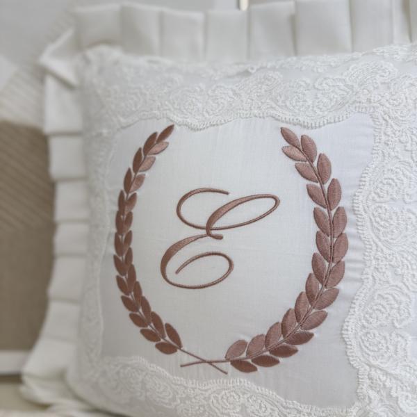 Ukrasni jastuk ROYAL